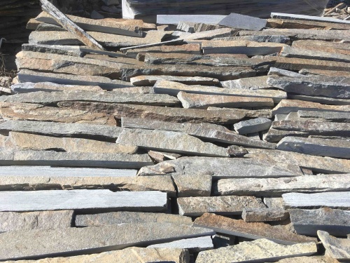 Горбушка златолит мультиколор для облицовки купить в Заречныом