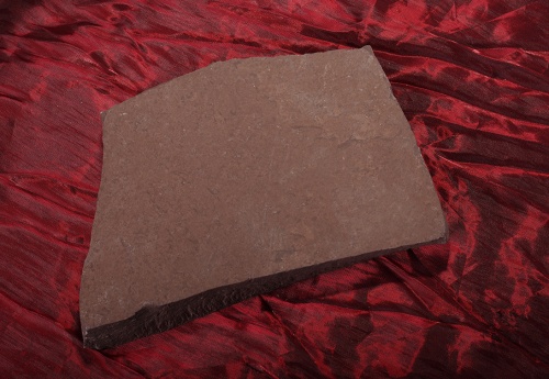 Плитняк лемезит бордовый для цоколя 1,5-2 см купить в Заречныом