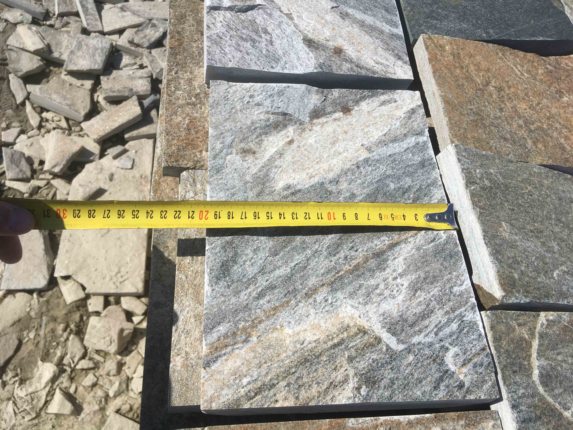 Плитка пилёная златолит Уральский для фасада купить в Заречныом