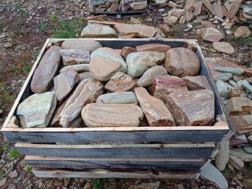 Златолит жёлтый, жёлто-зелёный глыбки и валуны для ланшафтного дизайна купить в Заречныом